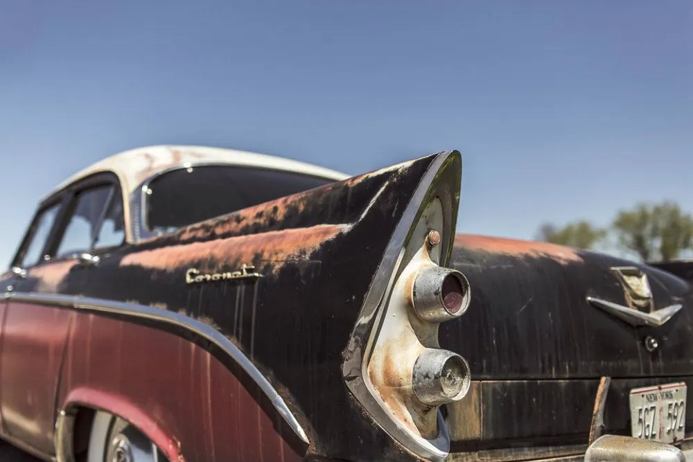 自分で直せる車の傷と直せない傷の違い