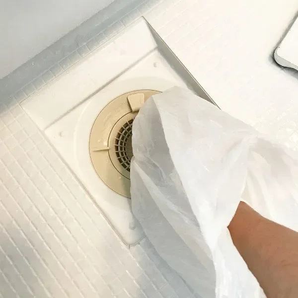 お風呂の排水口掃除