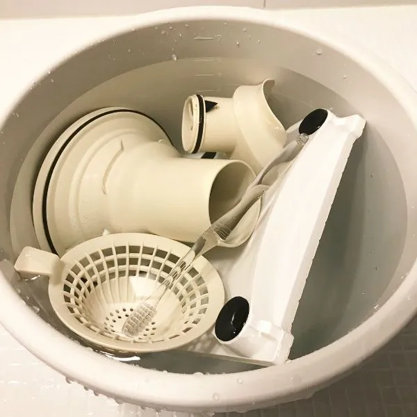お風呂の排水口掃除