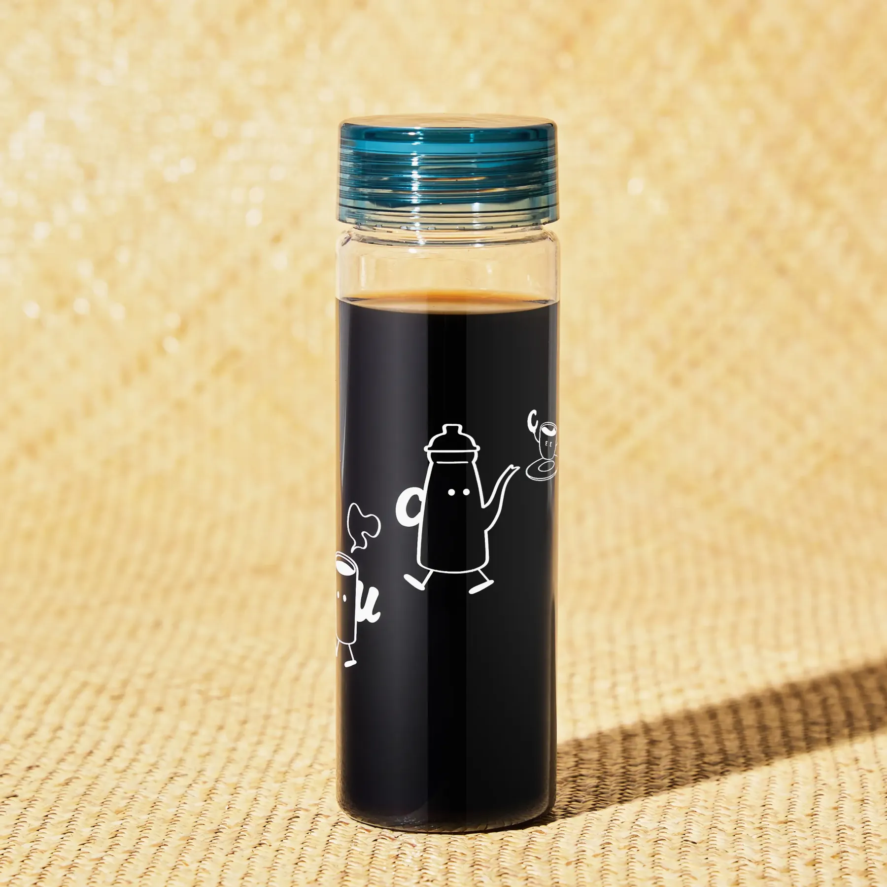 UCC水淹れコーヒー飲み比べセットのドリンクボトル
