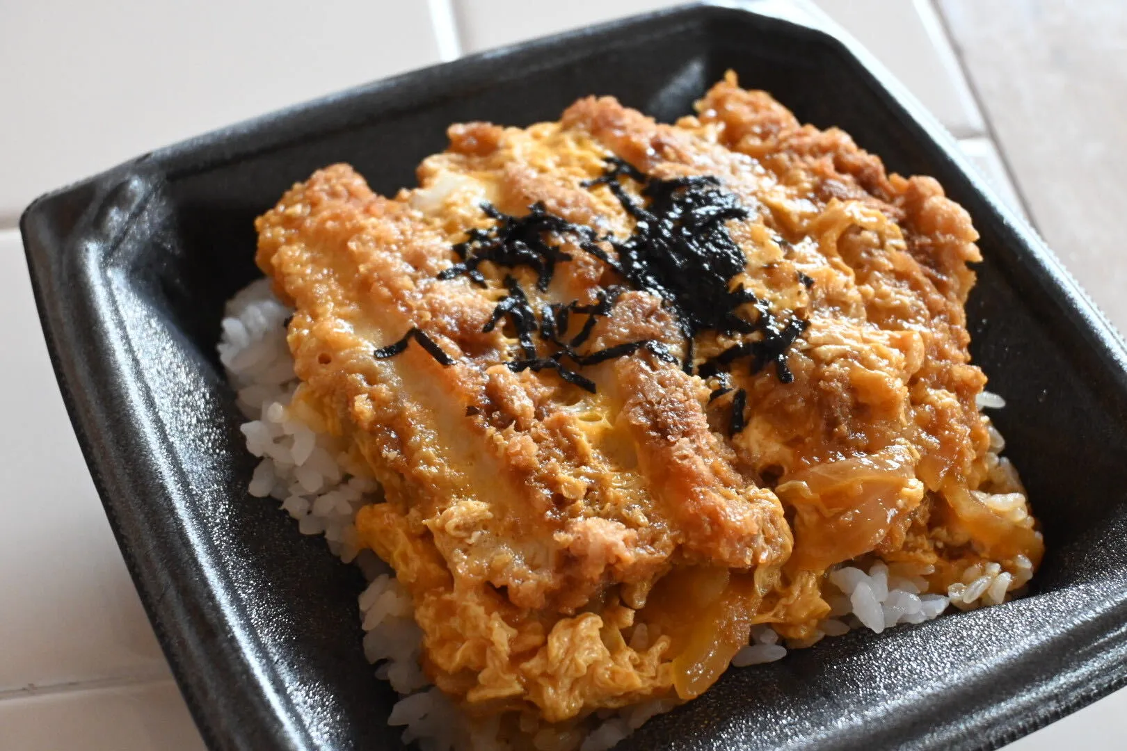 ロースカツ丼