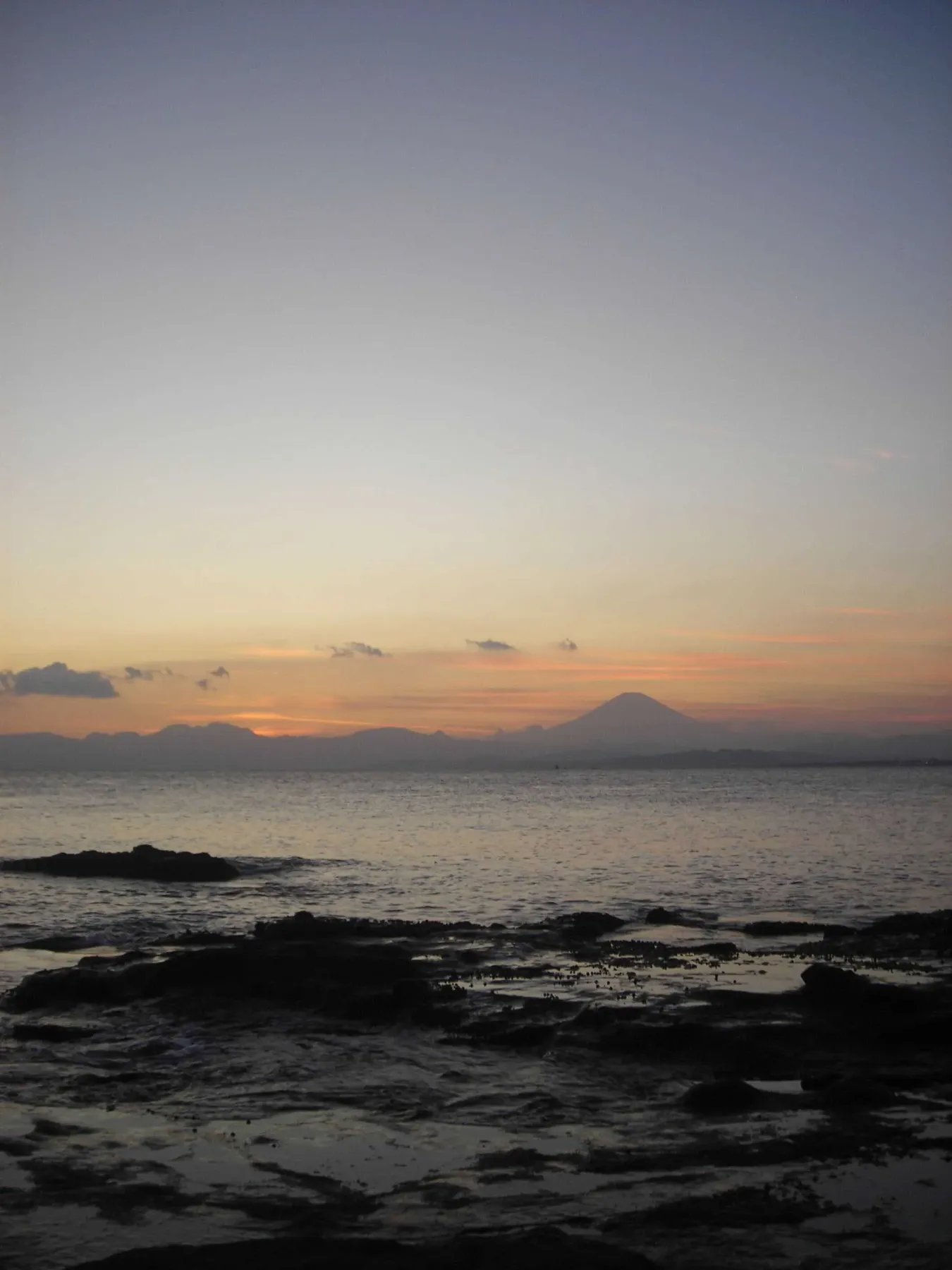 江の島岩屋海