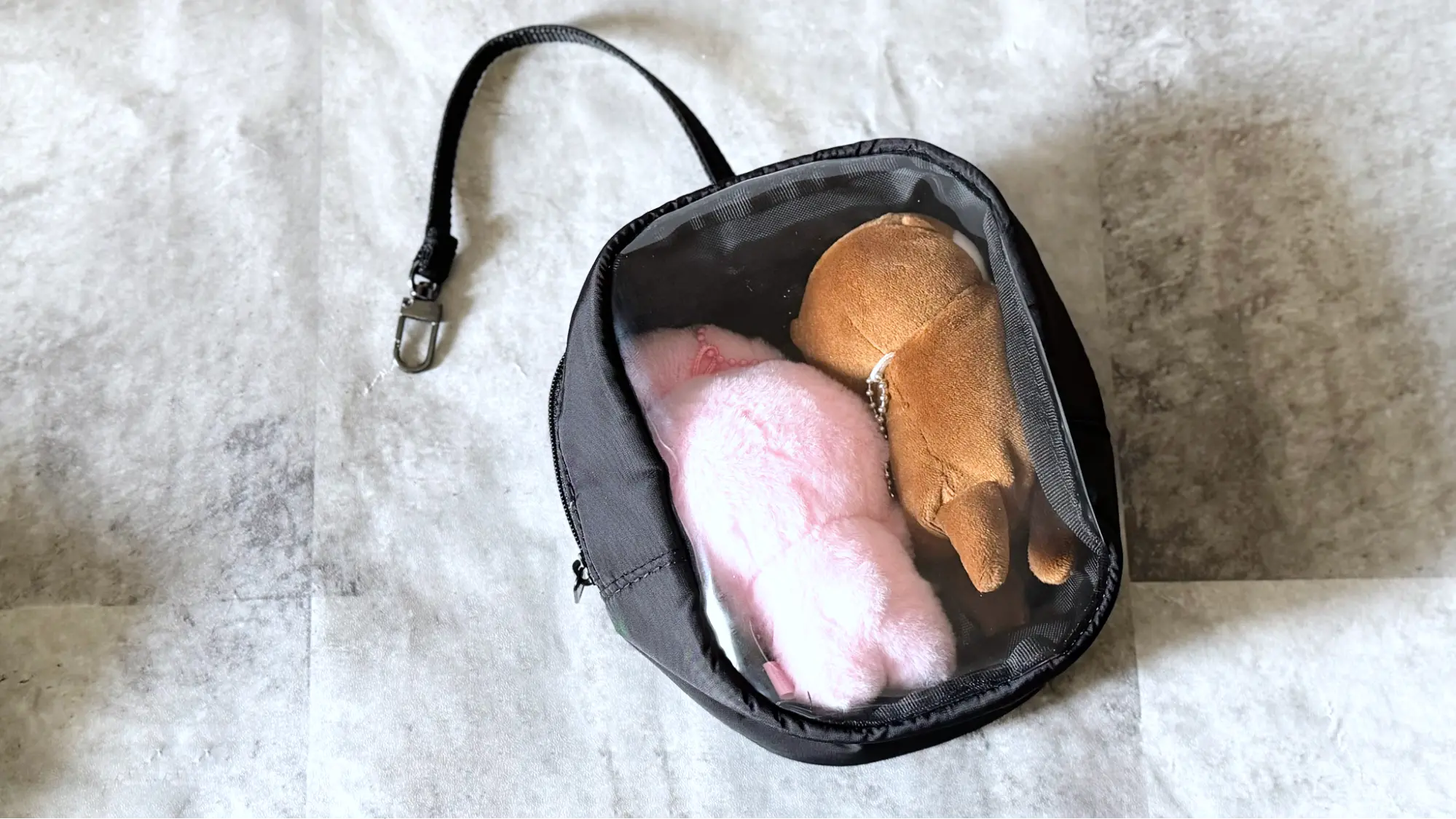 無印良品推し活グッズ吊るせるコレクションポーチ