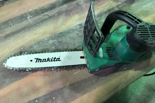 チェーンソー