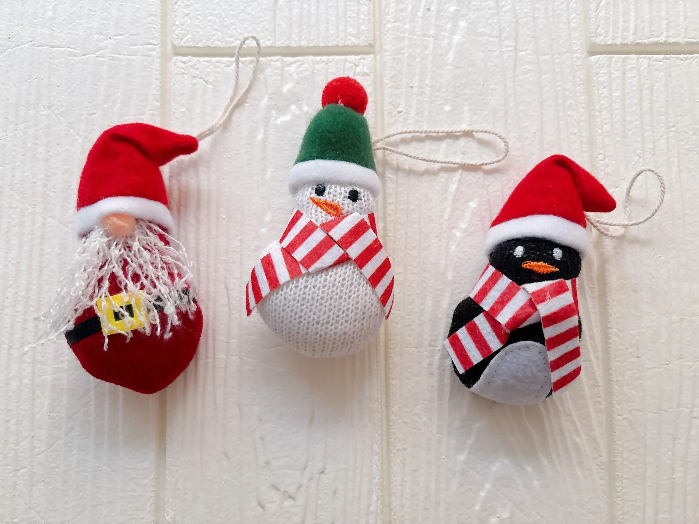 ニットのファブリックオーナメント