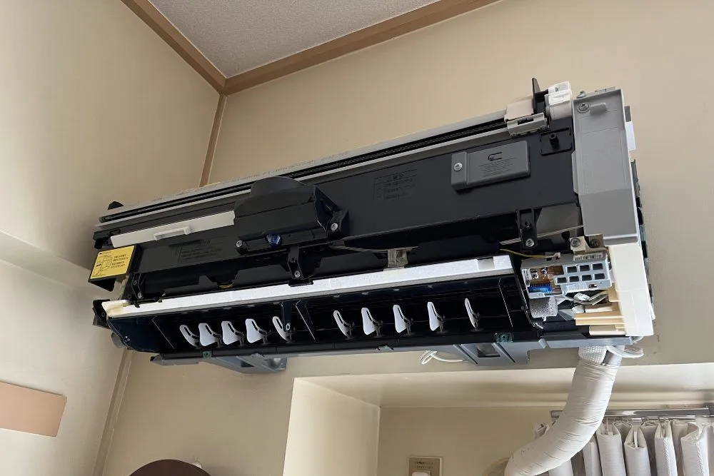 プロのエアコンクリーニング