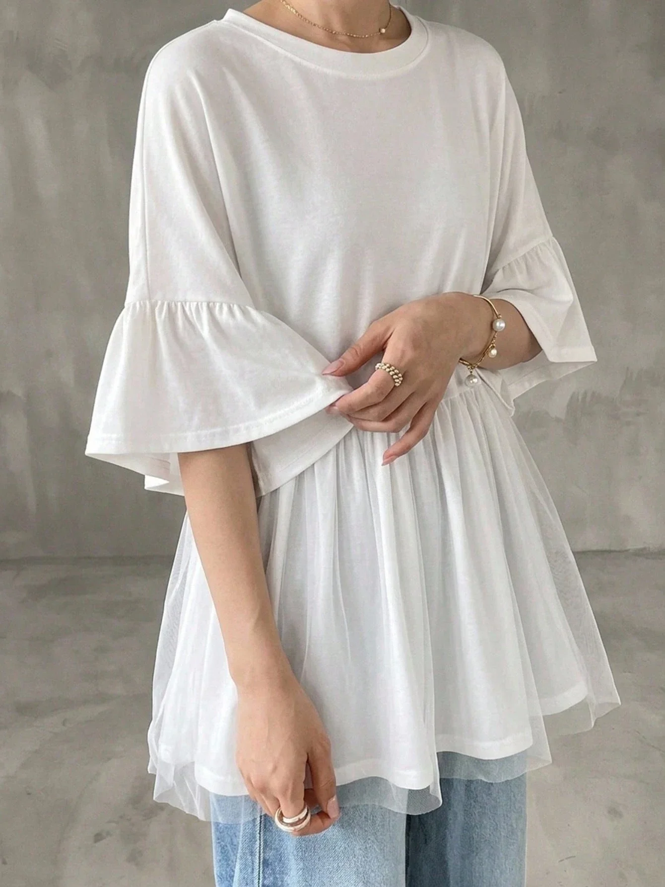切り替えフリル裾Tシャツ