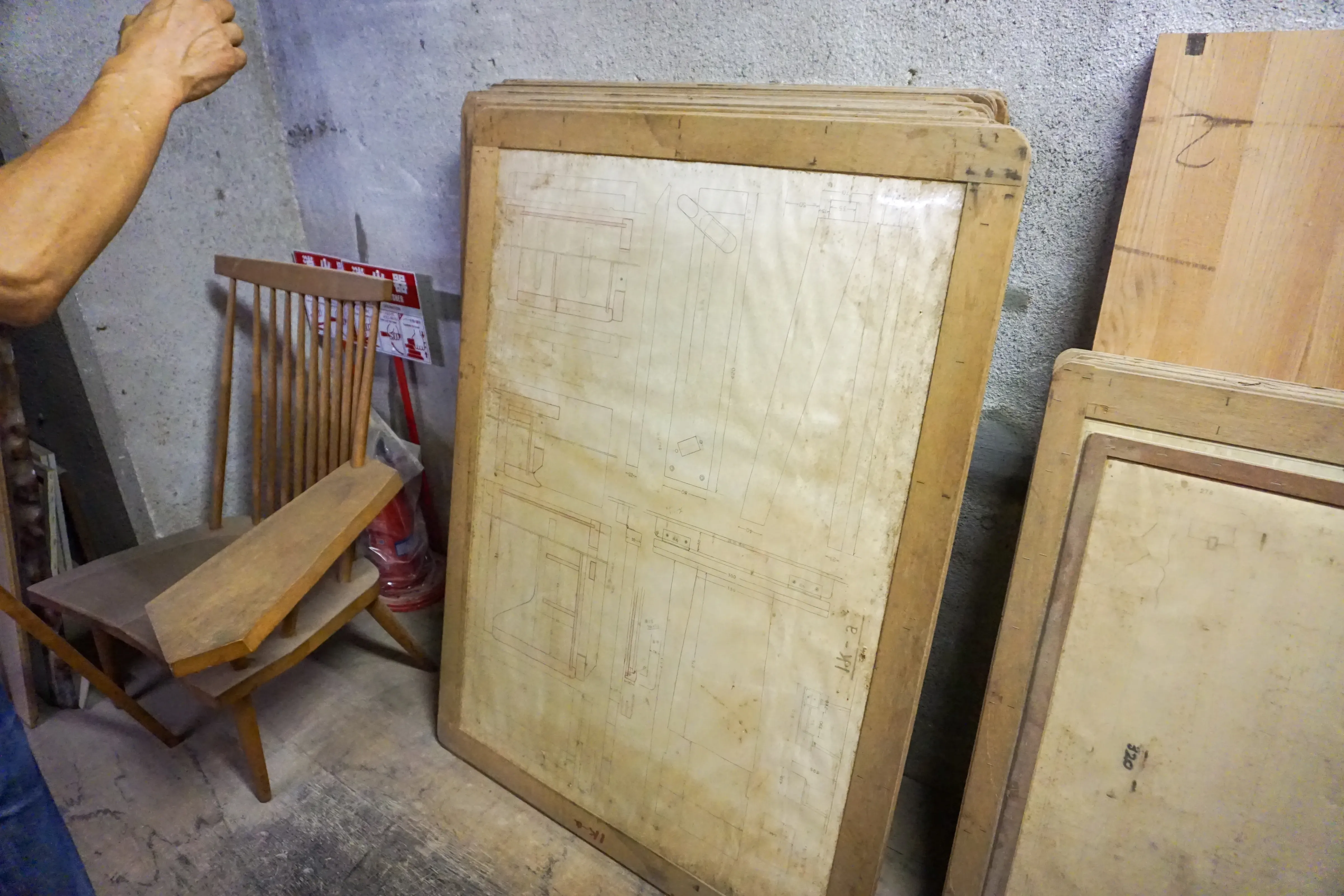 蓮華草元町工房にあった家具の設計図
