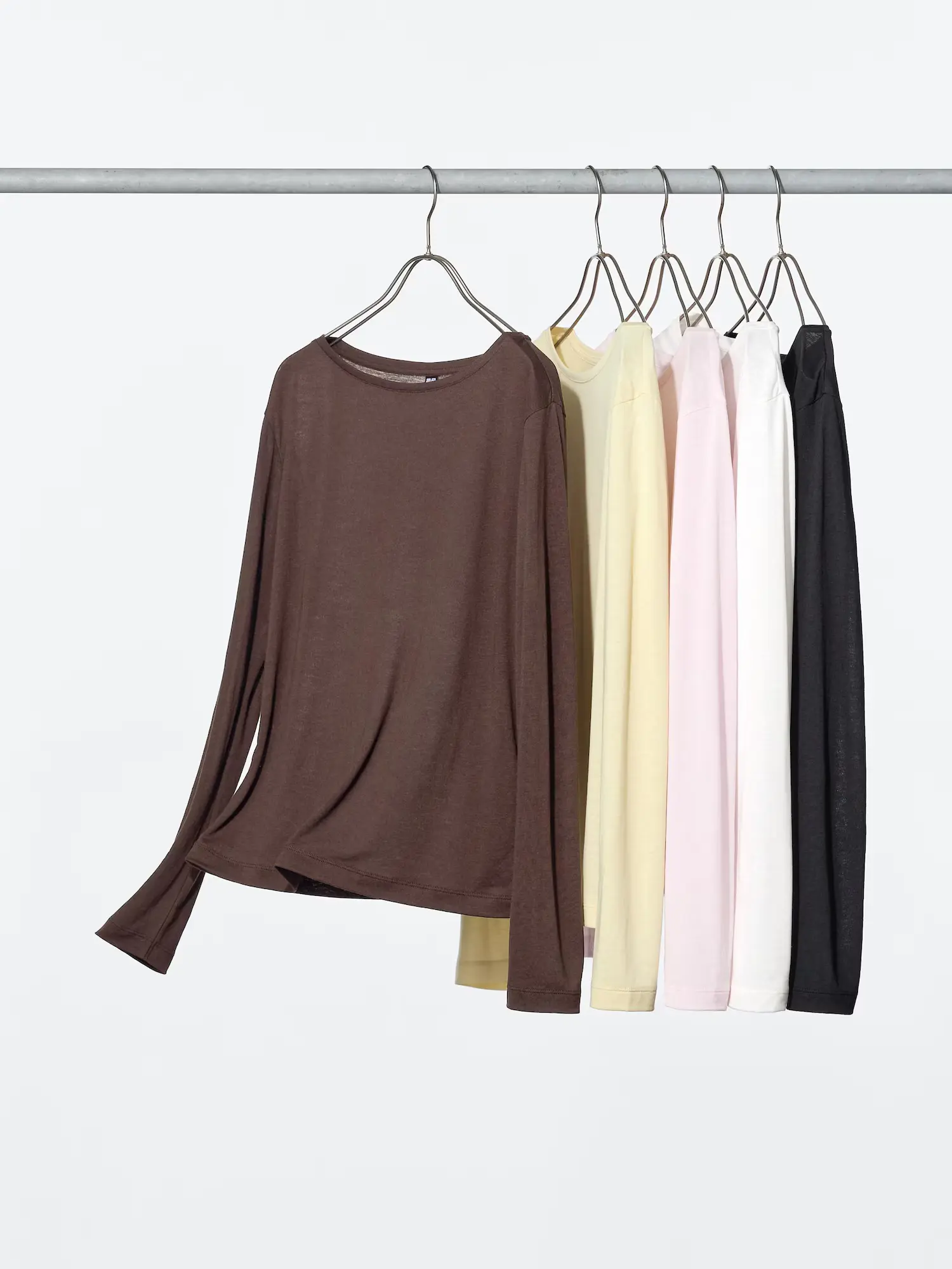 ユニクロシアーTカラバリ