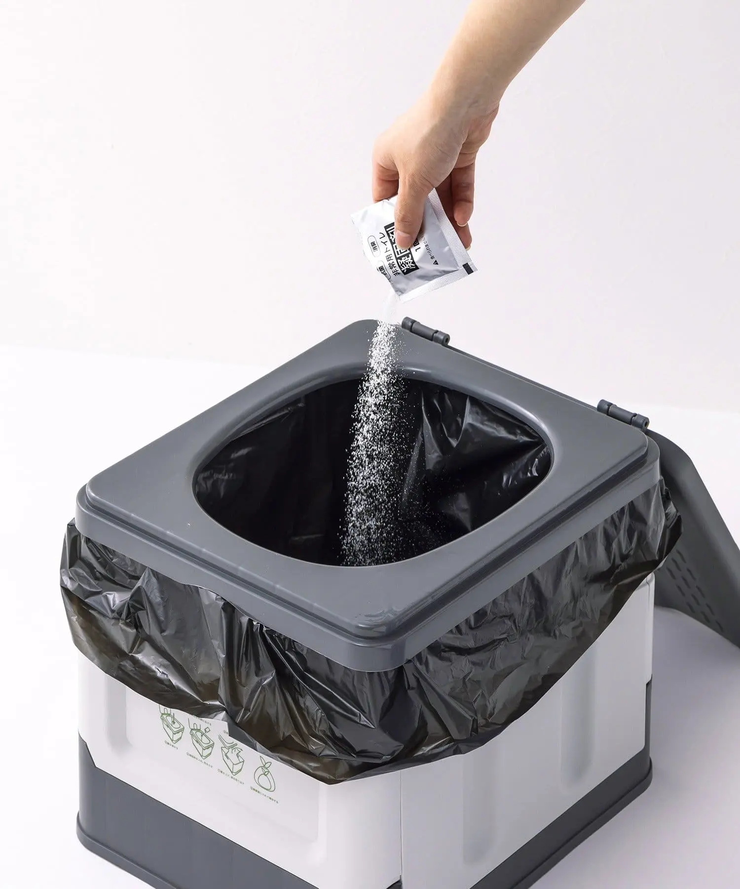 折りたたみ非常用トイレSOBANI