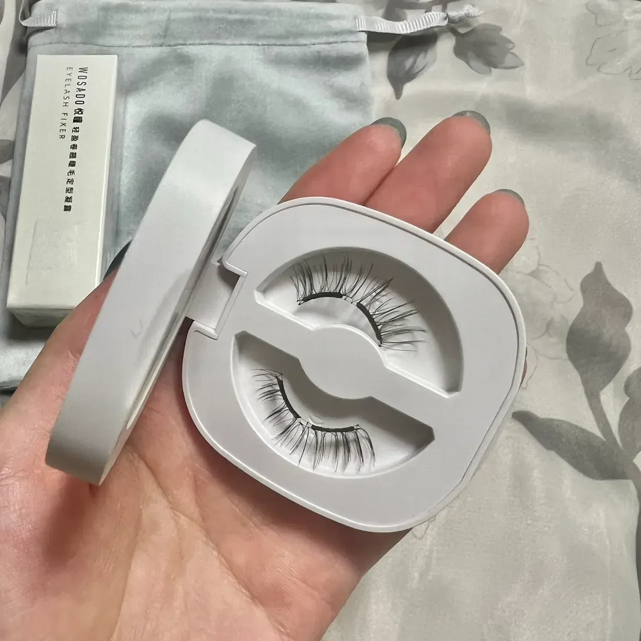 人気のマグネットつけまつ毛「WOSADO」