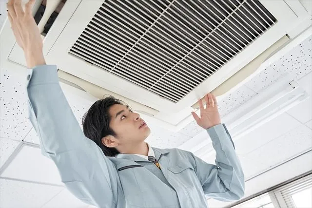 業務用エアコンの水漏れ修理