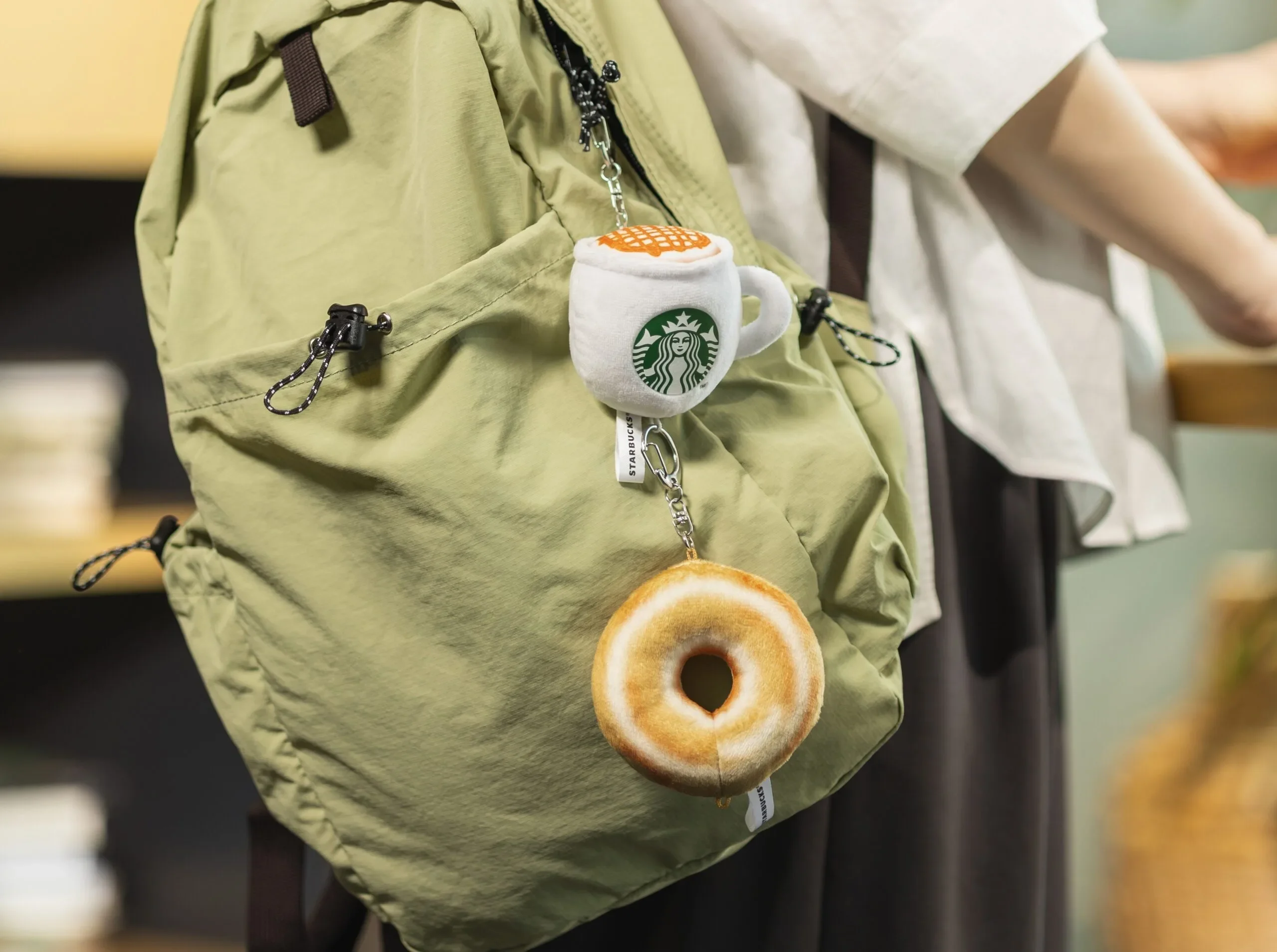 スターバックスジョイフルカプセル