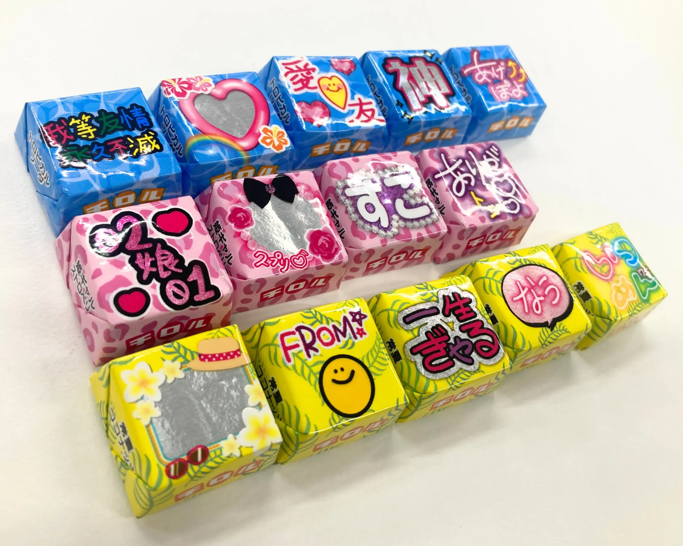 チロルチョコ