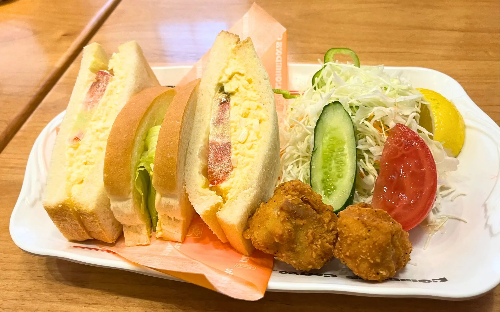 たまとまレタスサンドの実際の画像