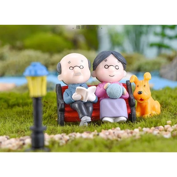 ミニ人形 公園椅子おじいさんおばあさん3セットの画像