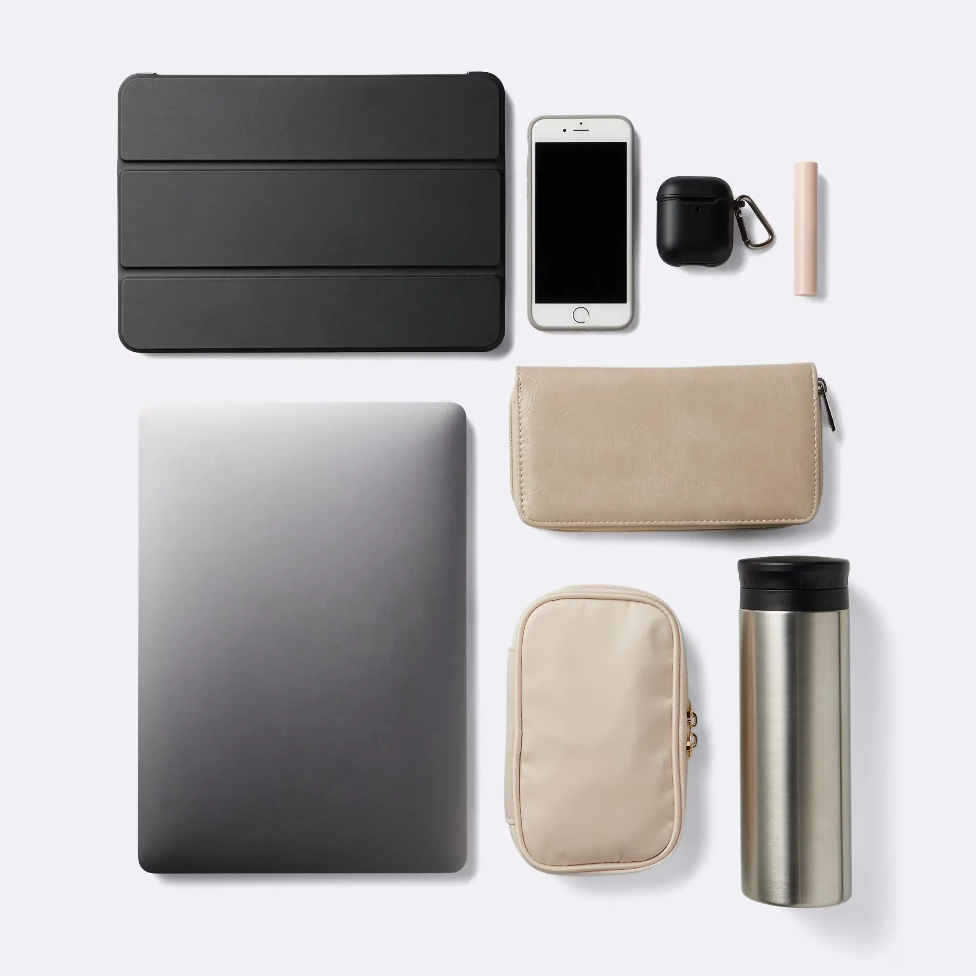 GUソフトナイロンバックパック入るものイメージ