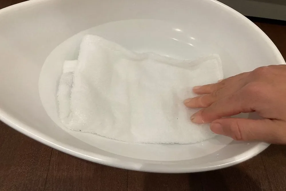 アクリルパーテーション掃除