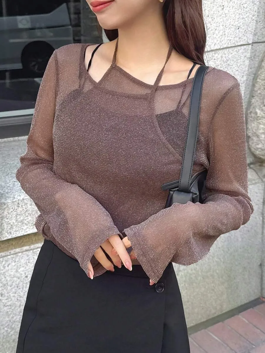 透け感トップス