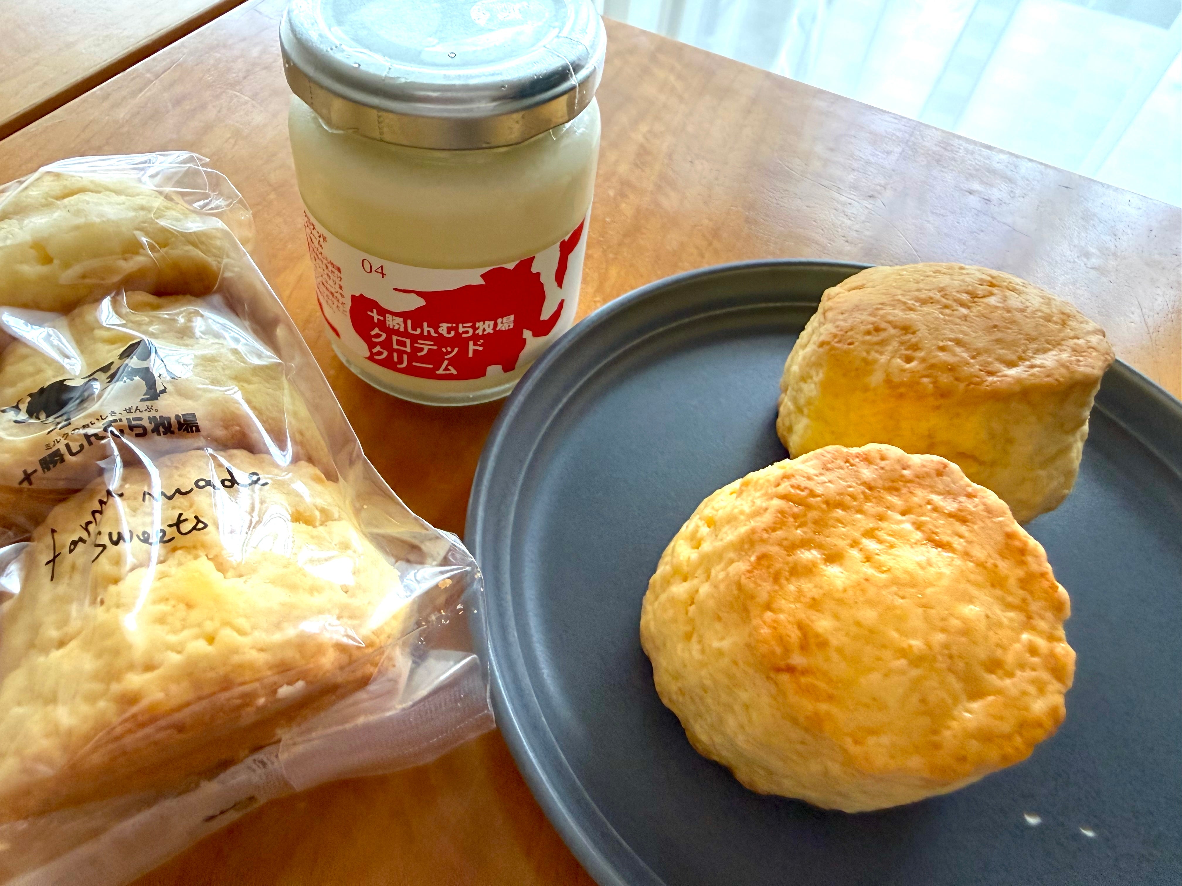 十勝しんむら牧場 スコーンとクロテッドクリーム