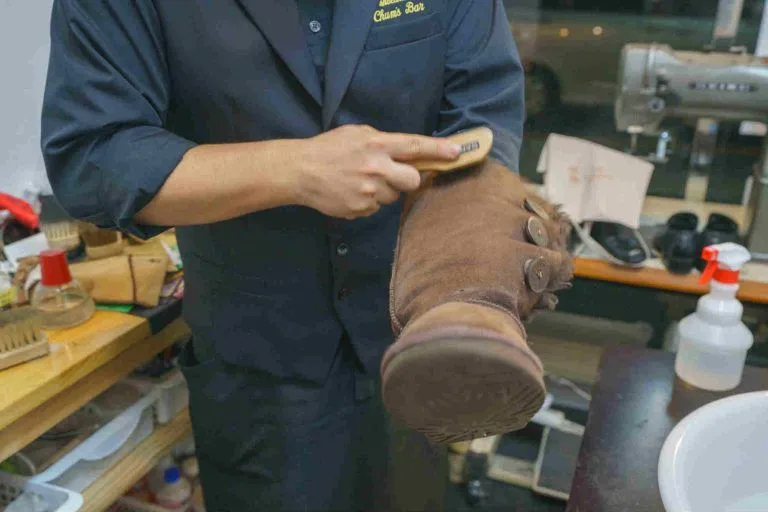 ムートンブーツのお手入れ