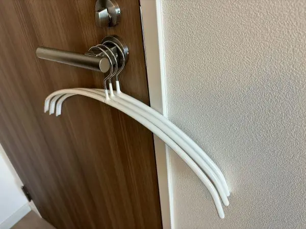 Temuプラスチックハンガー