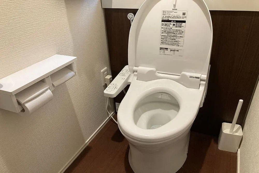 重曹でトイレ掃除
