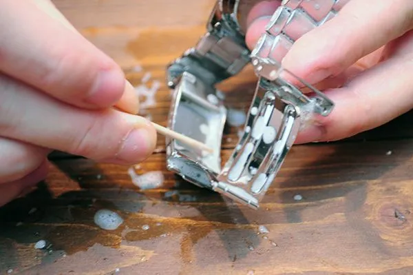 腕時計のクリーニング