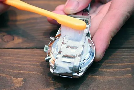 腕時計のクリーニング