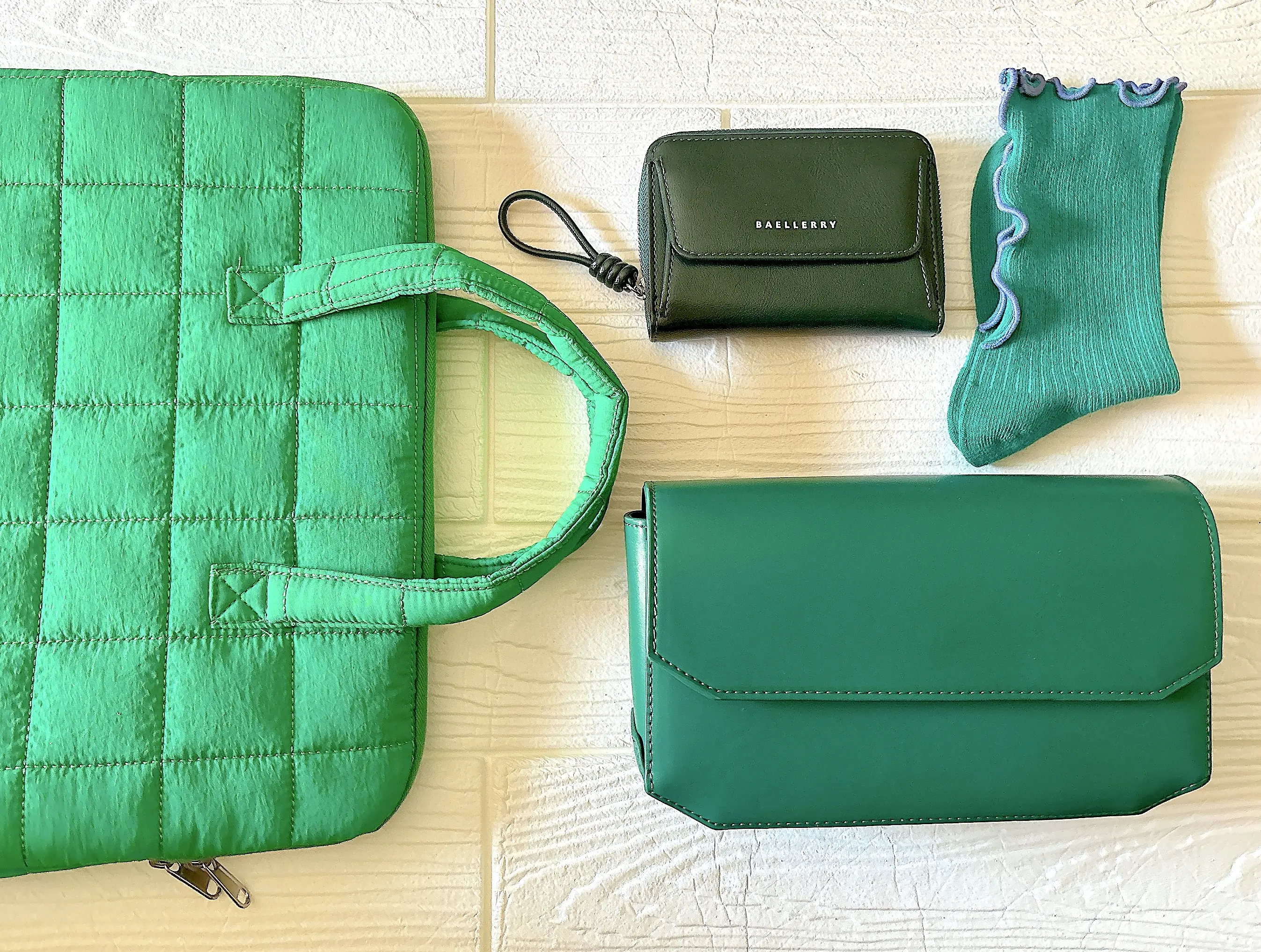 推し色インテリアグリーンイメージ