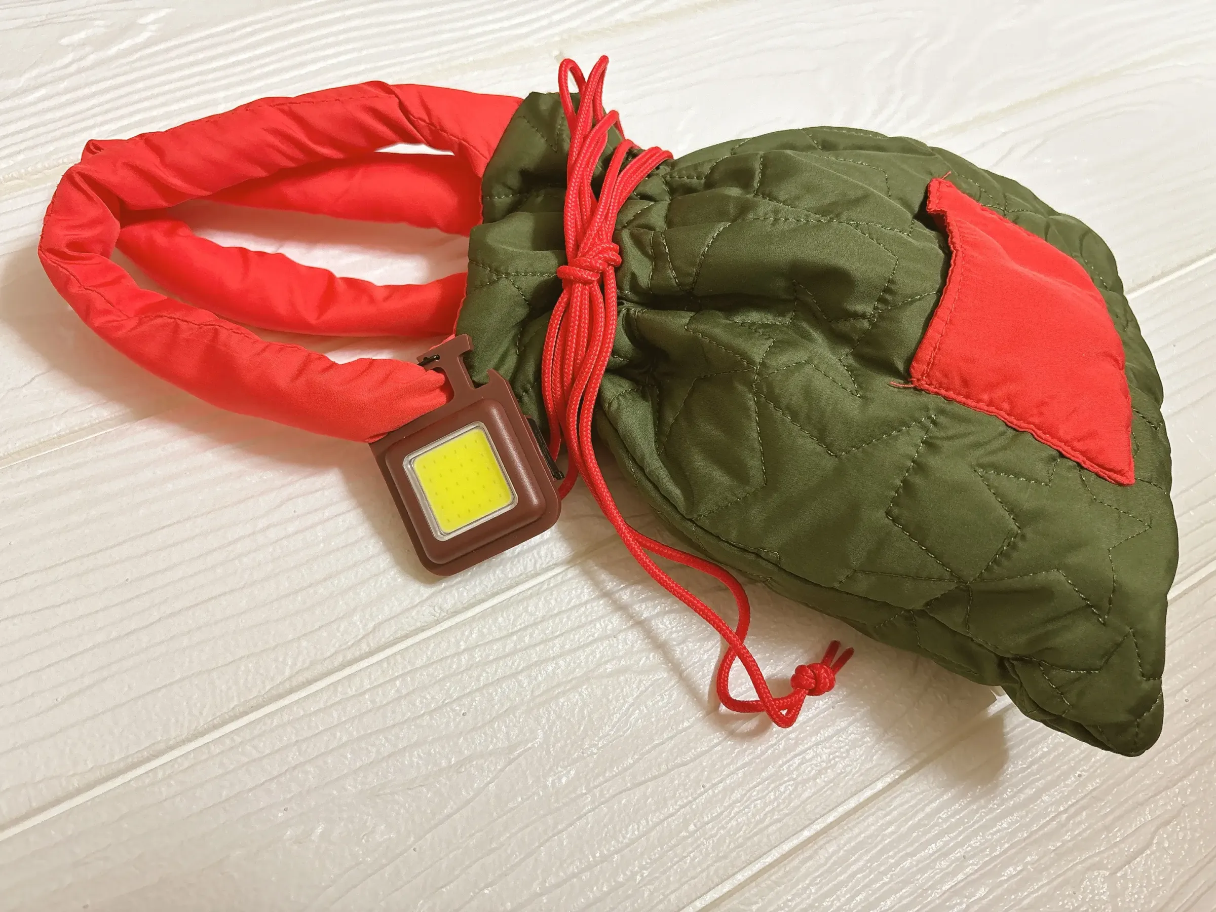 ダイソー充電式COBライト