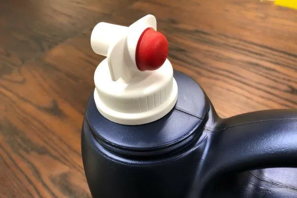 洗剤の注ぎ口
