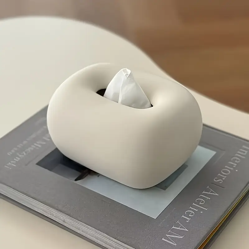 プラスチック製ティッシュケース