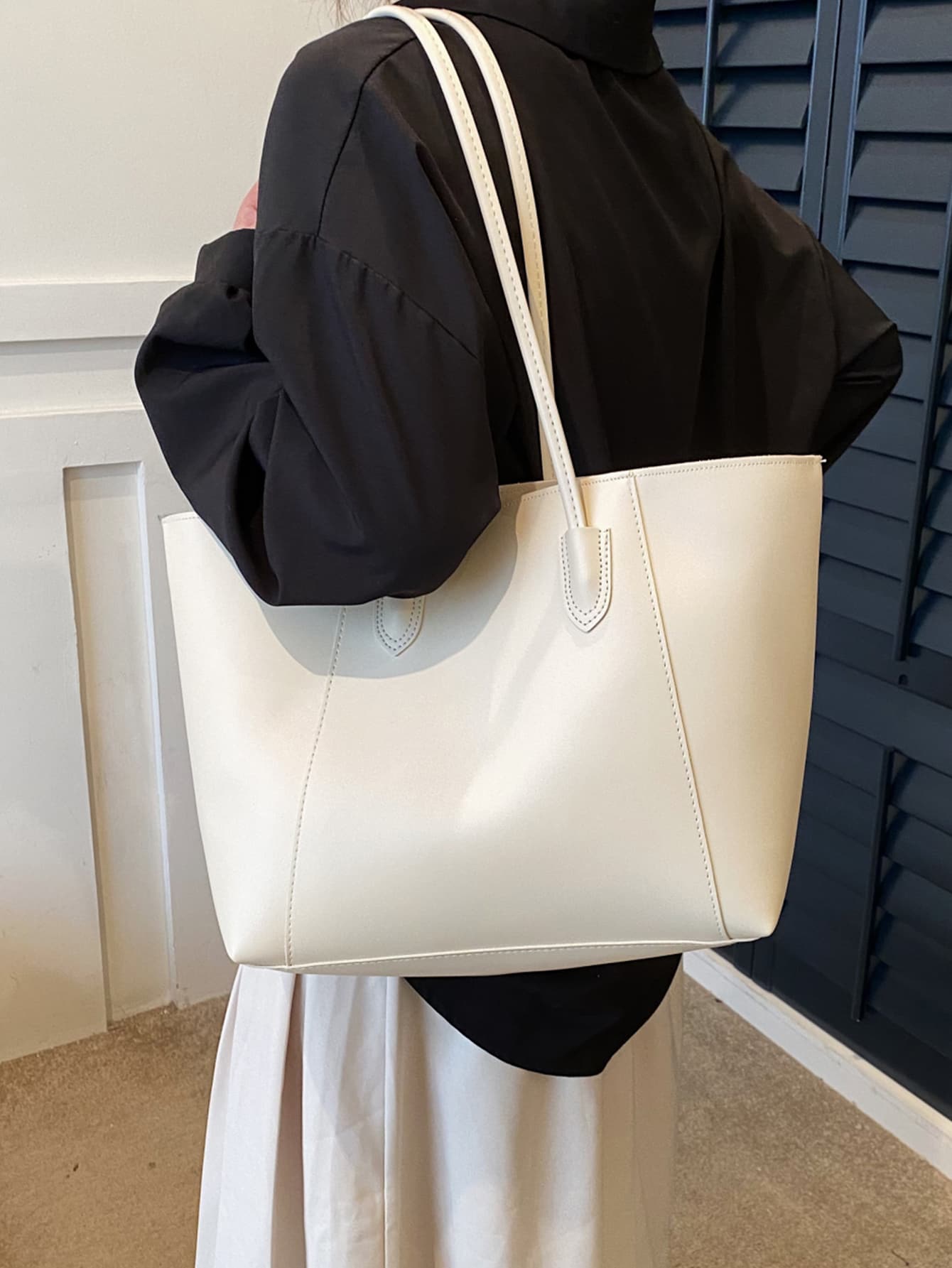 PUレザー大容量トートバッグ