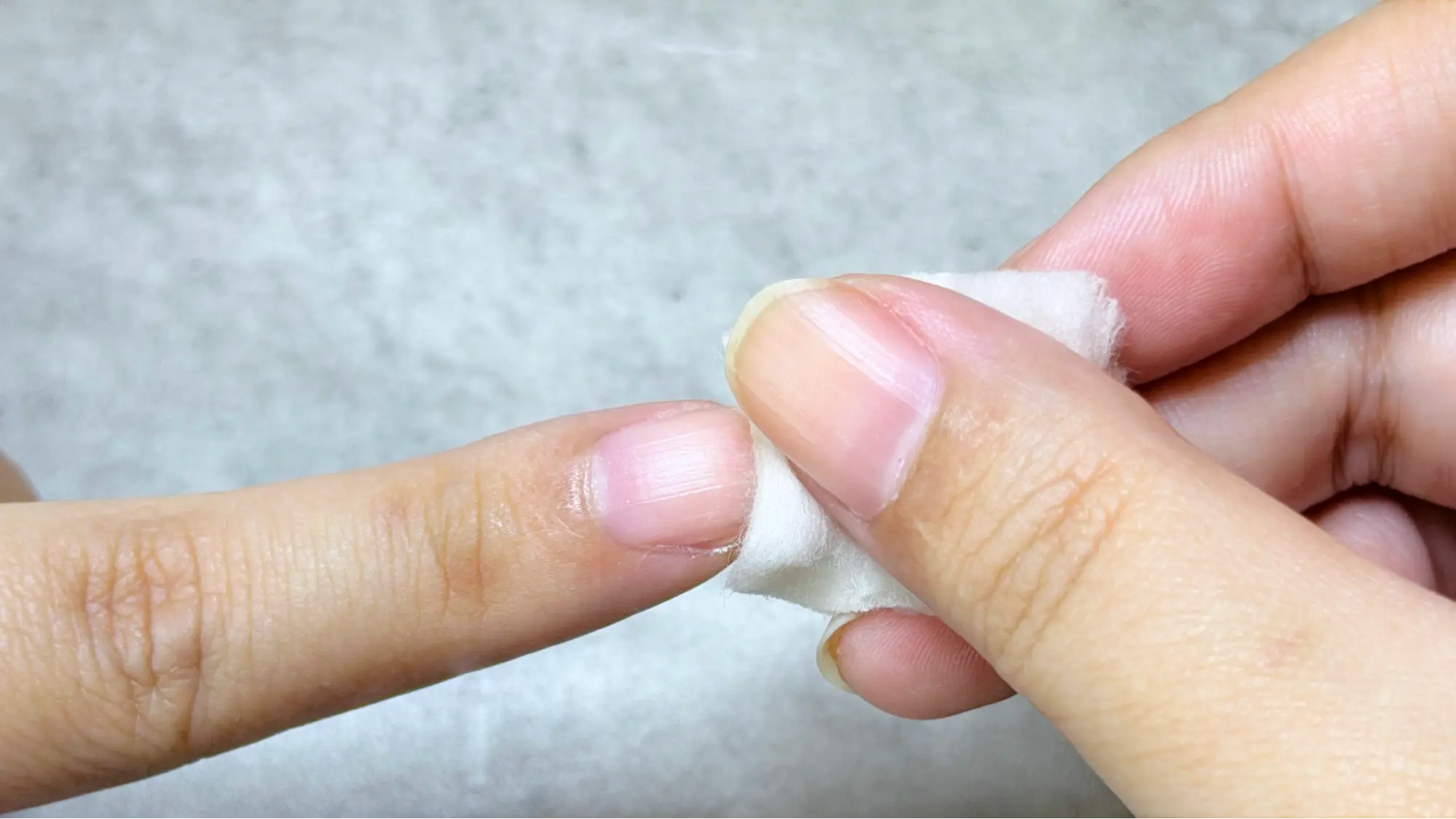 フィンガースーツ水光ポリッシュ落とし方