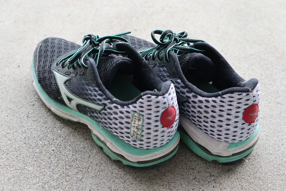 スニーカーの洗い方