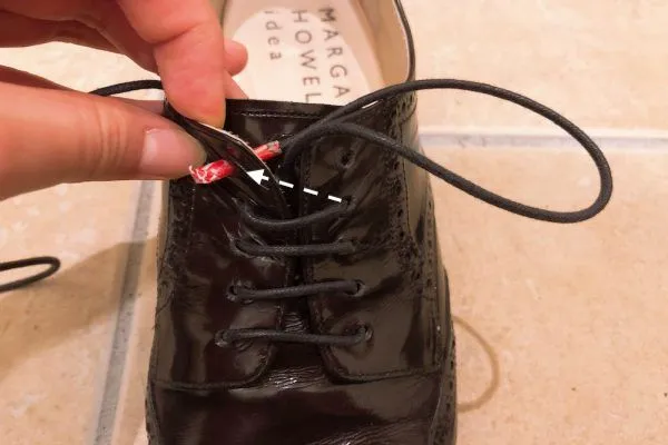 革靴/結び方/パラレル/手順