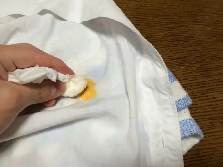 ワイシャツの染み抜き