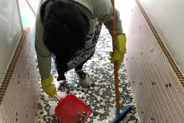 風呂場掃除/履き掃除