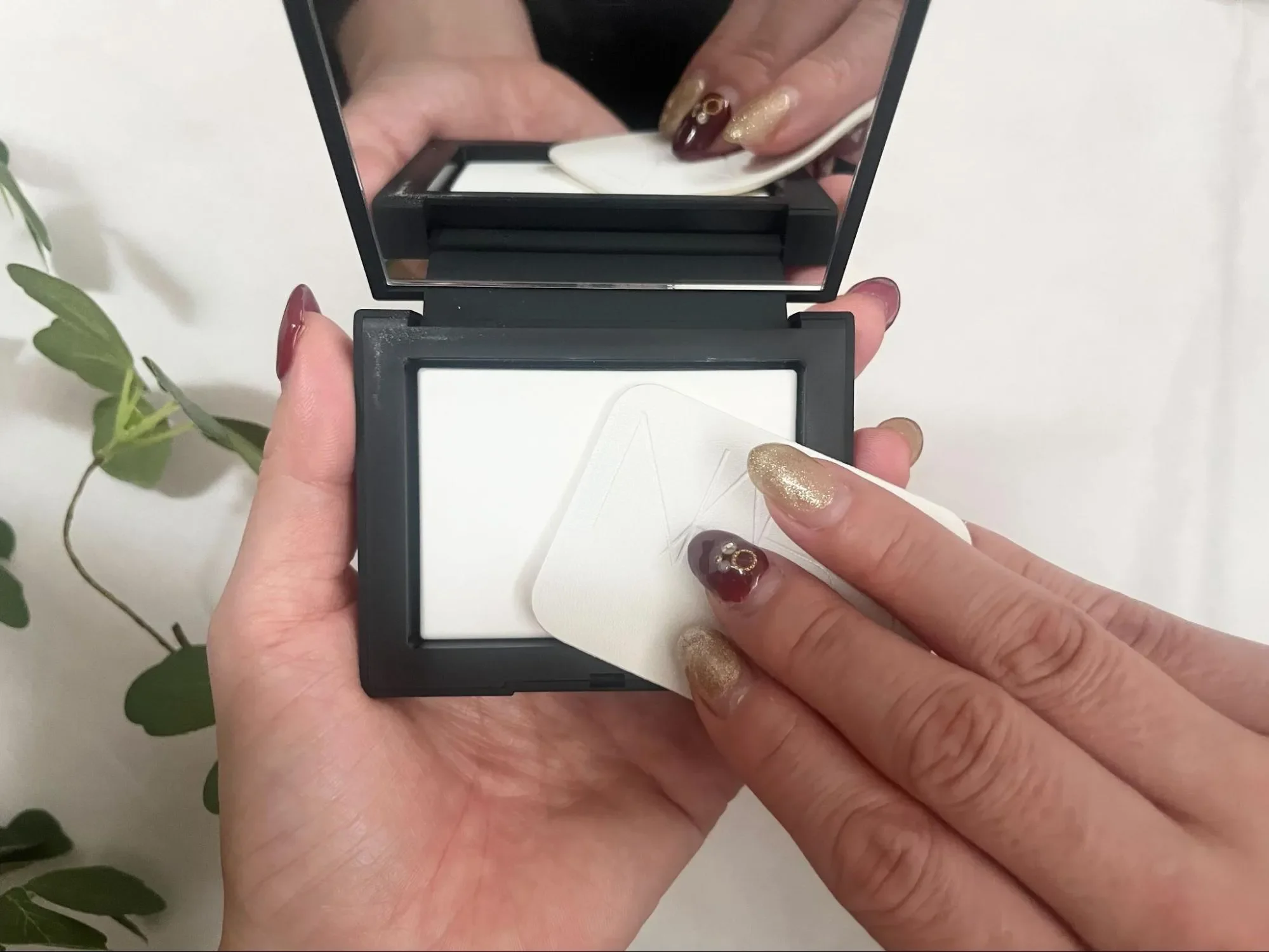 NARS｜ライトリフレクティングセッティングパウダー プレスト N