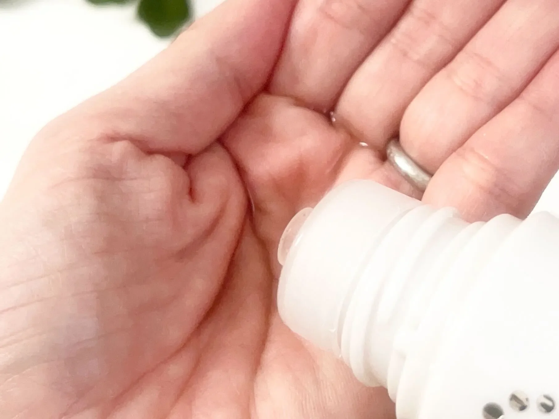美白化粧水の使い方