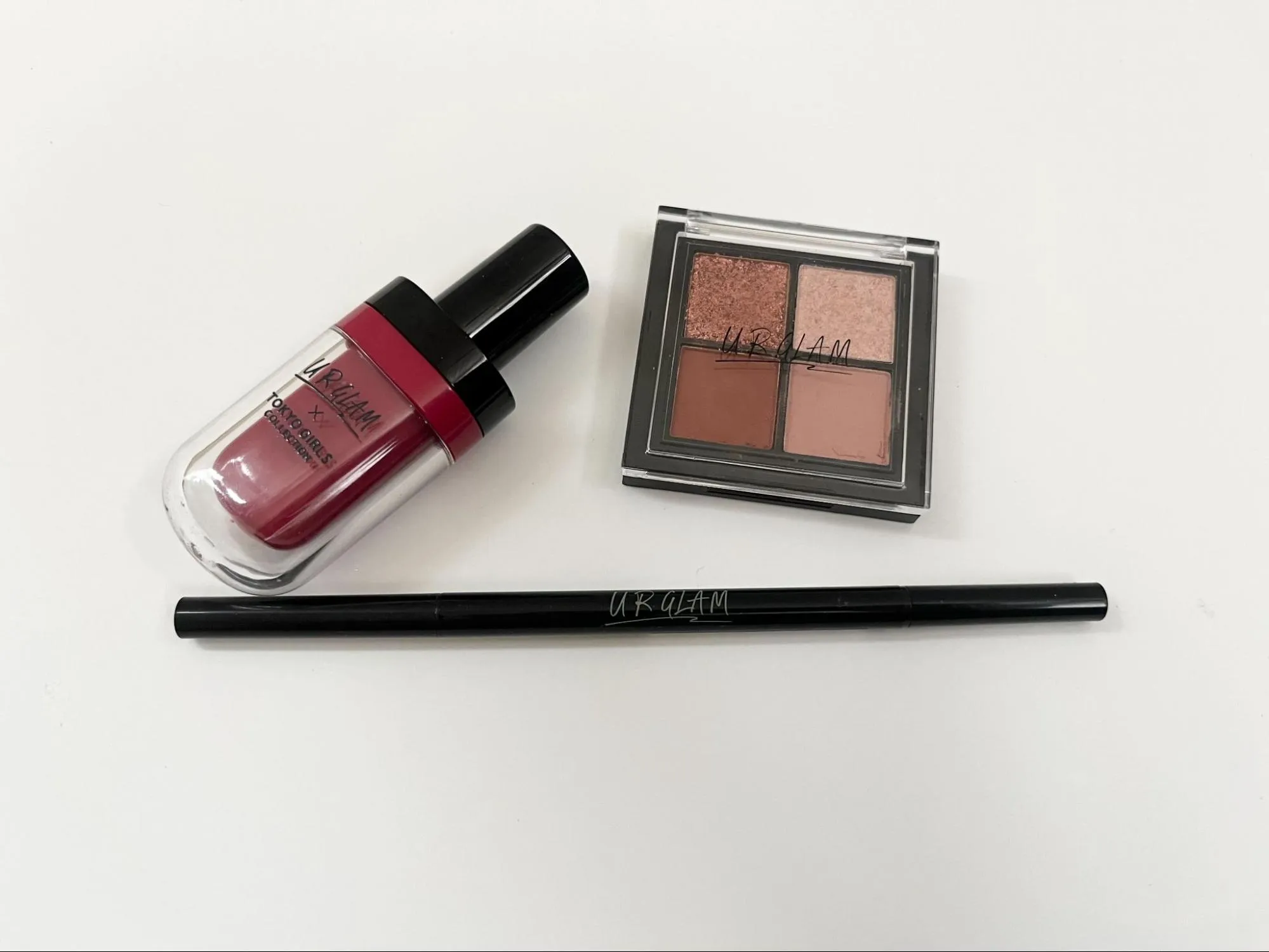 ダイソーコスメurglam