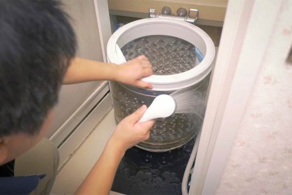 洗濯機の分解クリーニング