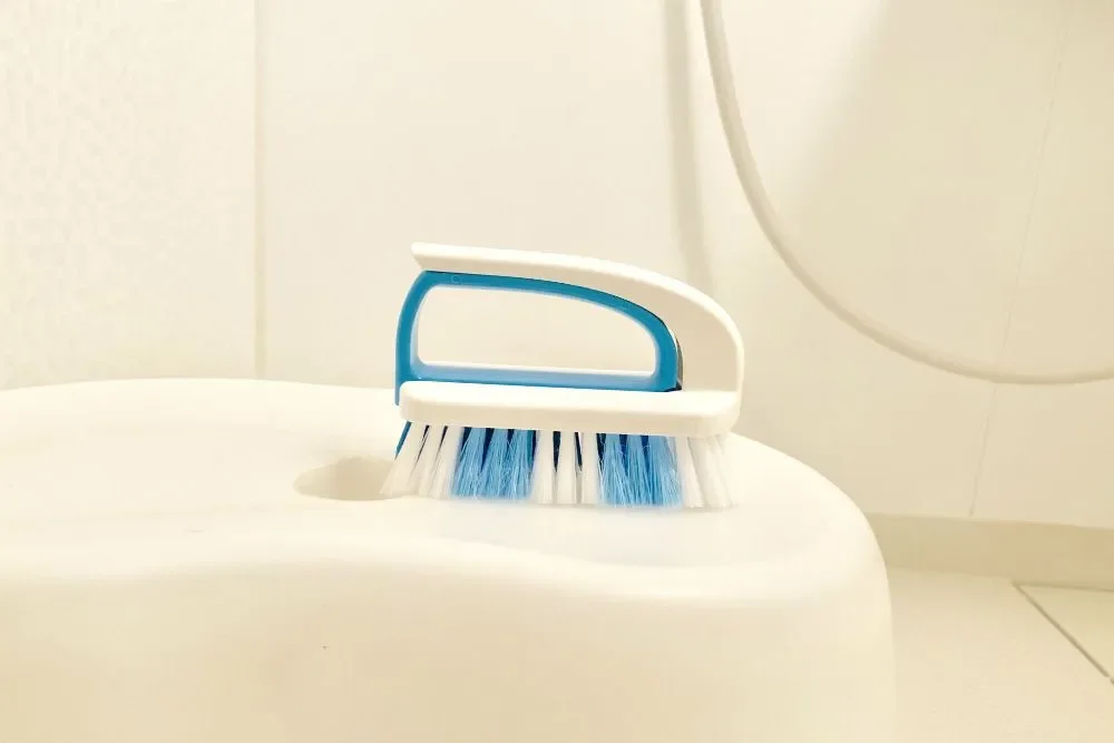 セリアの掃除グッズ/取り外せる2wayブラシ
