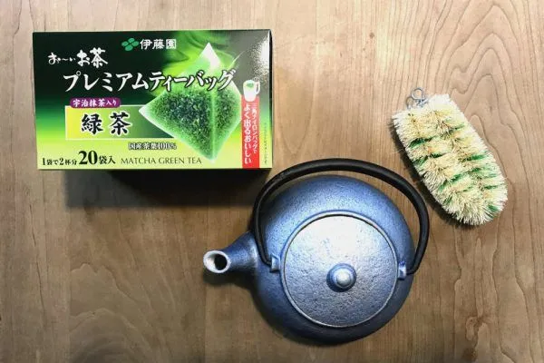 鉄瓶の錆び取り