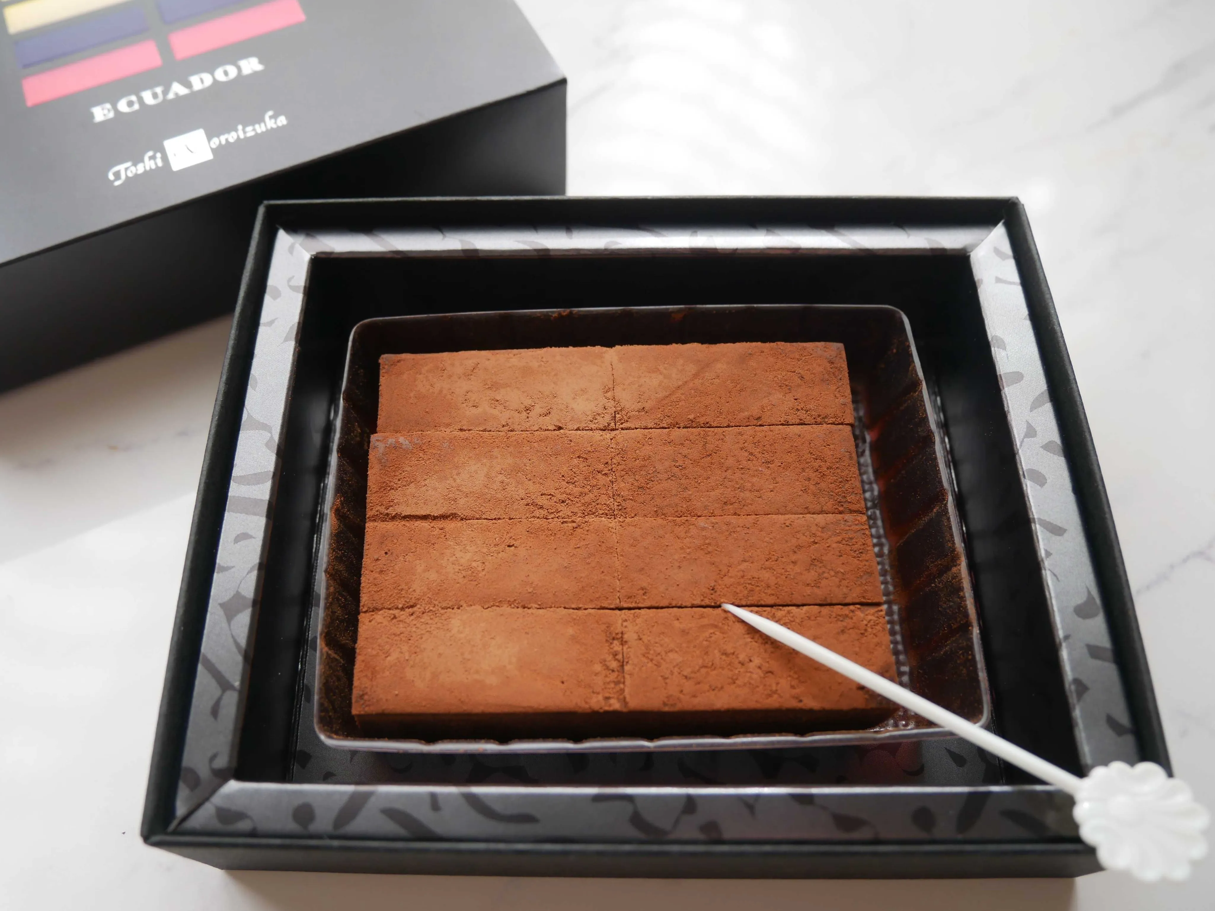 トシヨロイヅカ／ショコラ エクアドル