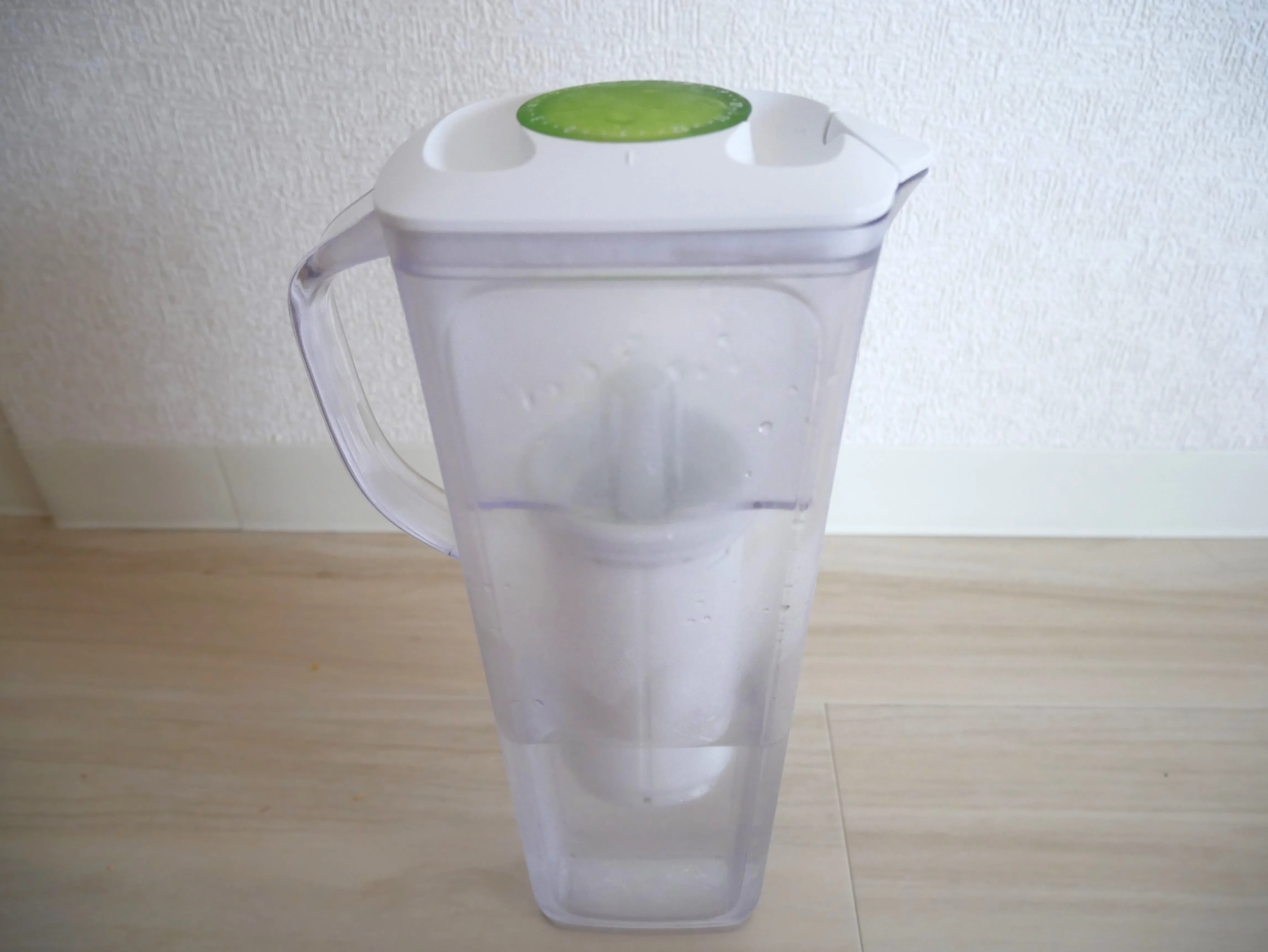 トレビーノ ポット型浄水器